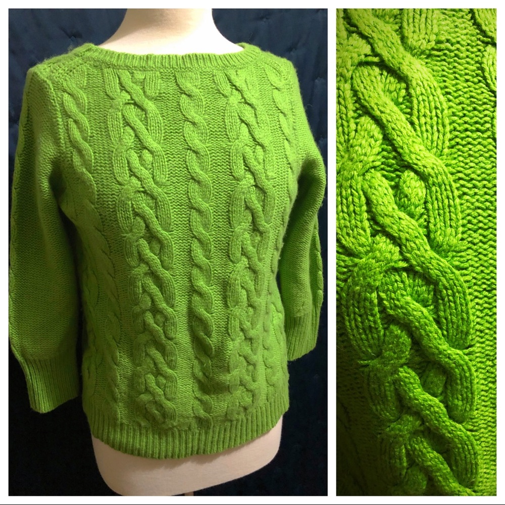 🍏 Cable-Knit Sweater 🍏